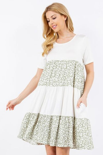 Robe léopard Celeste à manches courtes et col rond, grande taille