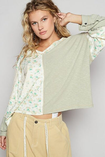 Haut col en V à patch floral au crochet POL
