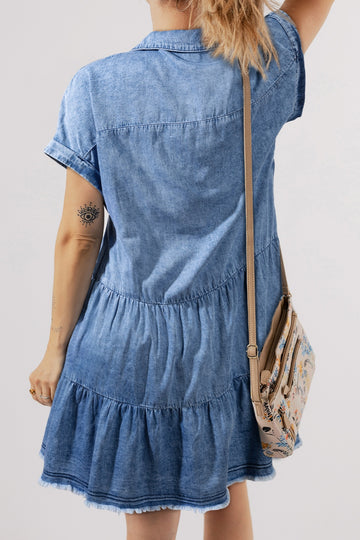 Robe en jean à ourlet brut et col à manches courtes