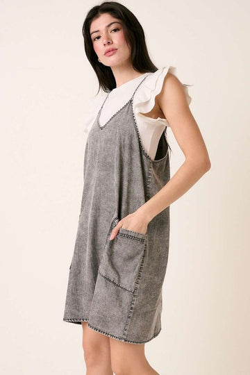Robe mini en jean délavée à poches plaquées Mittoshop