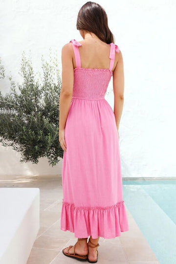 Robe sans manches à volants et ourlet à volants