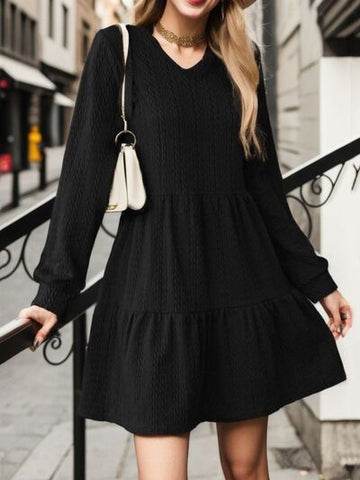 Mini-robe à manches longues et col en V