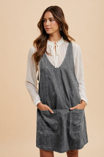Robe salopette en jean à bretelles réglables et col en V avec poches Annie Wear