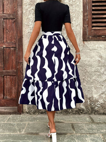 Robe midi imprimée à col rond et manches courtes