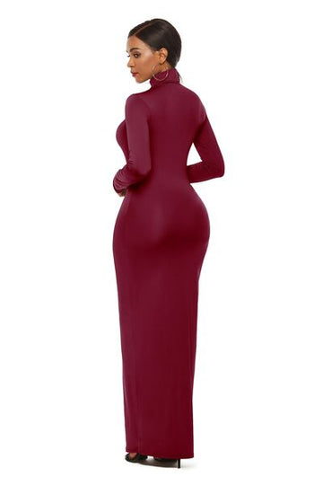 Robe longue slim à manches longues et col montant