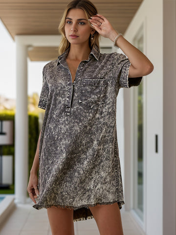 Robe en jean à manches courtes et col à poches