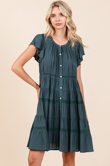 Robe boutonnée à volants et détails en dentelle Mittoshop