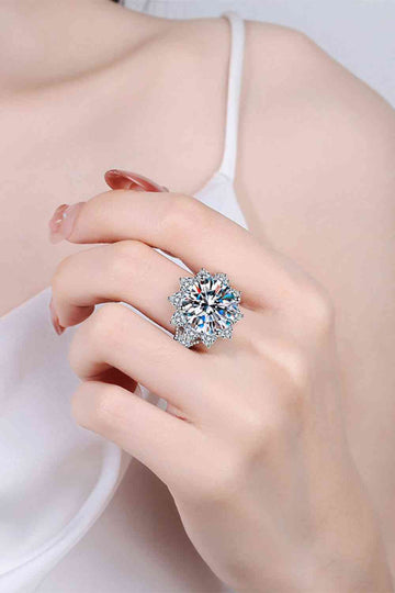 Bague en forme de fleur avec moissanite de 10 carats