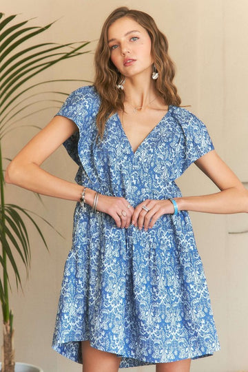 Mini-robe imprimée ADORA à col en V et manches à volants