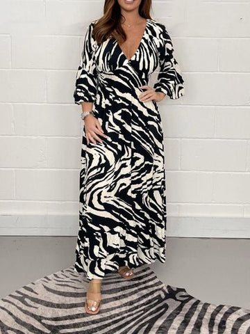 Robe longue à volants et imprimé smocké