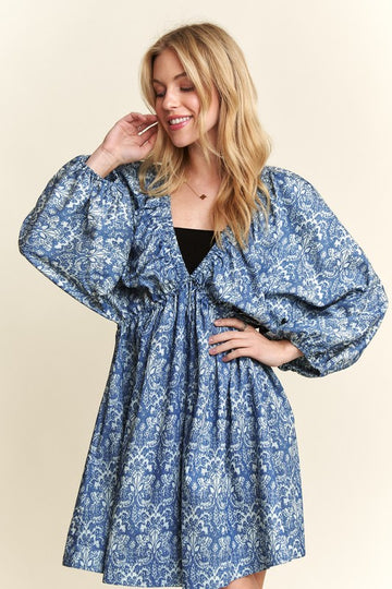 Mini-robe imprimée ADORA à col en V et manches chauve-souris