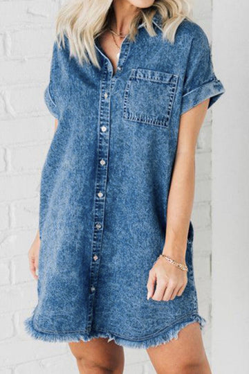 Robe en jean à ourlet brut et manches courtes avec poches
