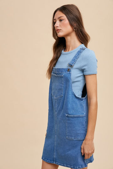 Robe salopette en jean à larges bretelles et poches Annie Wear