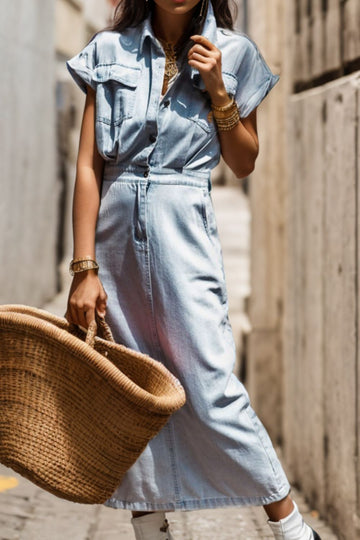 Robe en jean à poches fendues et demi-boutons