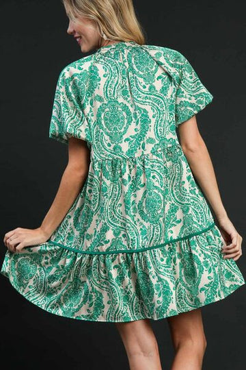 Robe courte imprimée Umgee à manches bouffantes crantées, grande taille