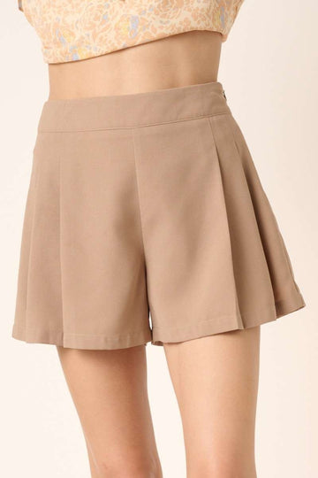 Short plissé à fermeture éclair invisible sur le côté Mittoshop