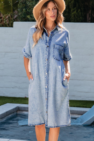 Robe en jean boutonnée à poches et manches mi-longues