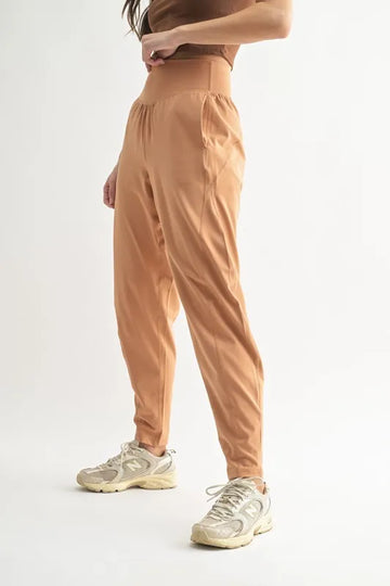 MONO B Flowbarrel High Waist Active Pants