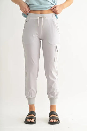 MONO B High-Waisted Capri Active Joggers With Pockets