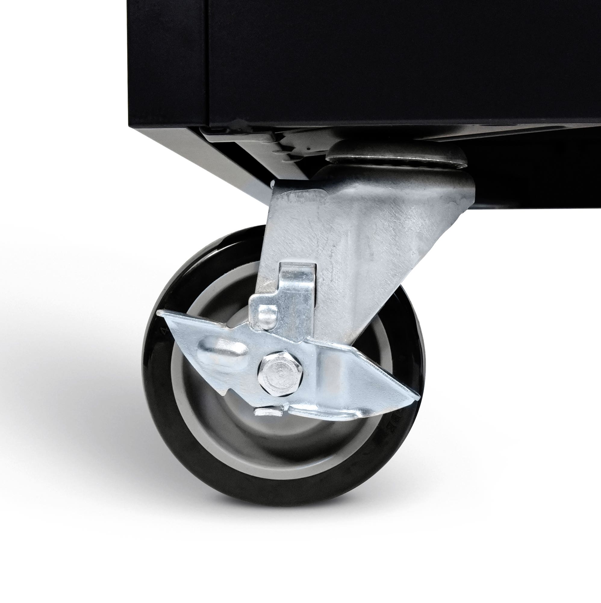 18 Laptop Chromebook Charging Cart By Luxor - Image 5