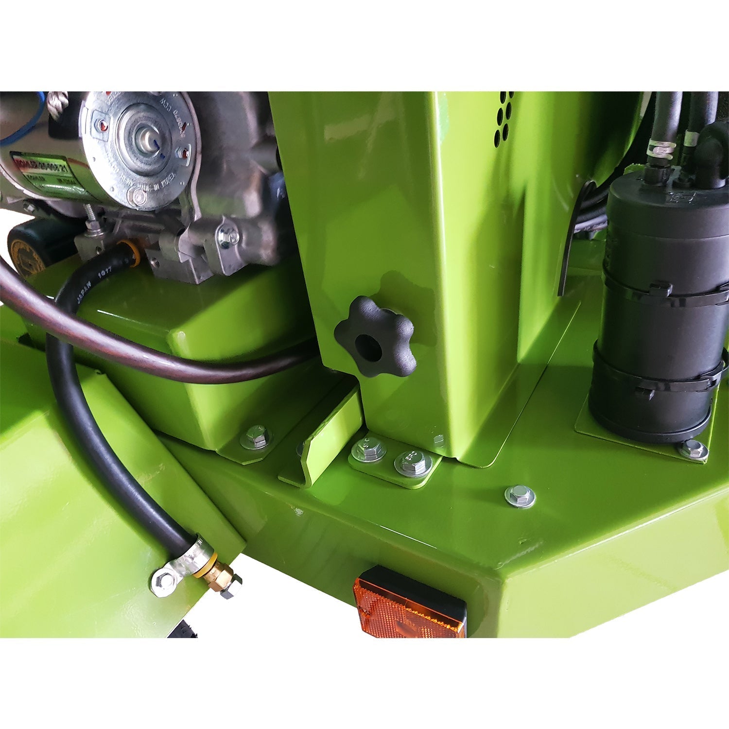 YARDBEAST 4.5” Commercial-Grade Chipper – YB4521 - Image 2