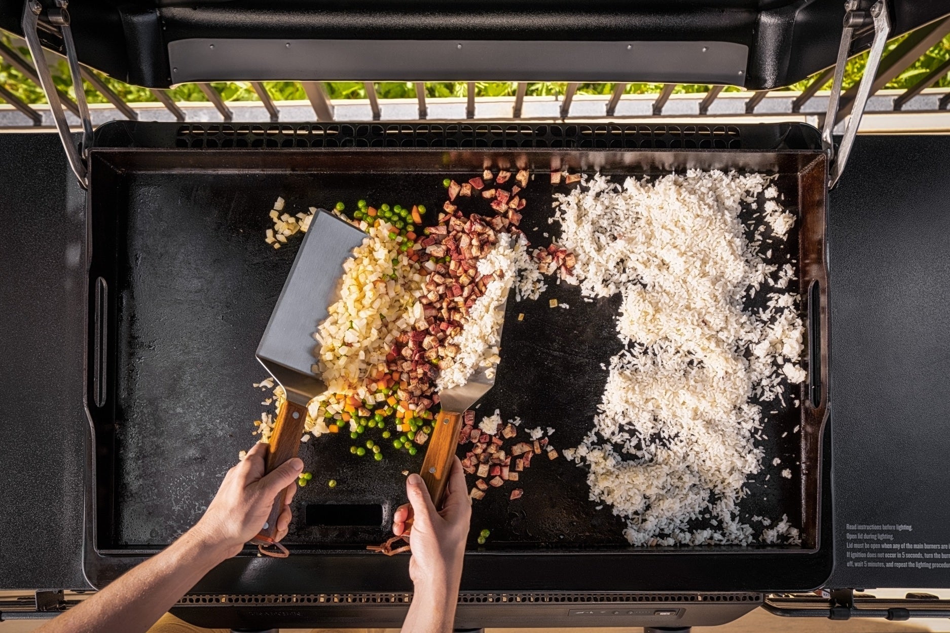 Traeger Flat Top Grill Flatrock™ Griddle - Image 15