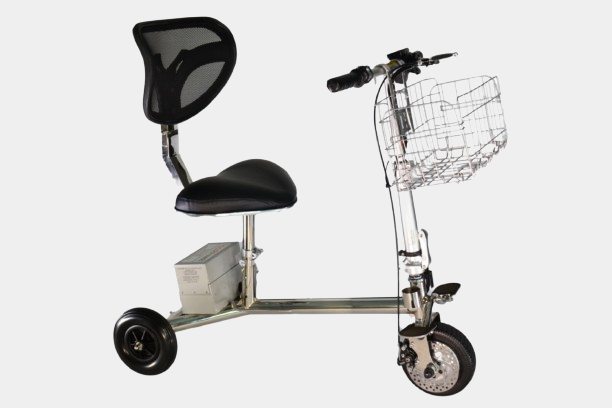 SmartScoot Lightweight Three Wheel Folding Mobility Scooter - Image 2