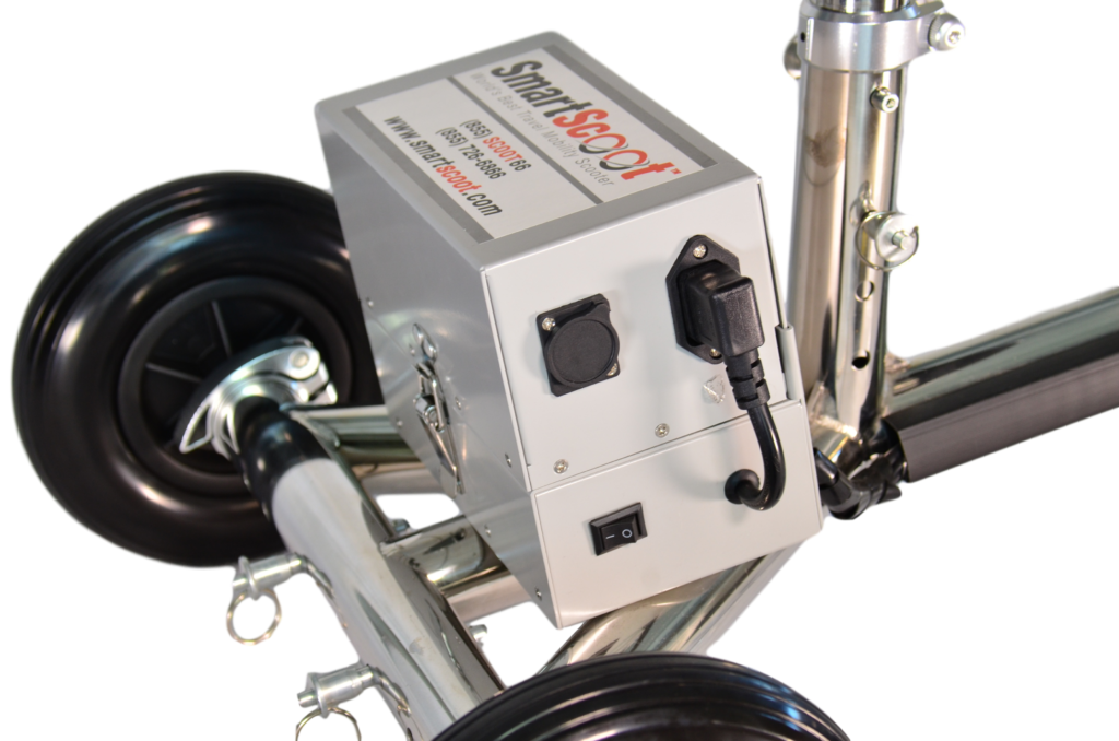 SmartScoot Lightweight Three Wheel Folding Mobility Scooter - Image 15